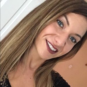 Meet your Posher, Erika